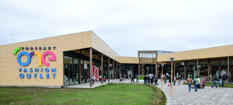 Outlet vo Voderadoch zatvorili: Stál za ním kontroverzný podnikateľ Bašternák, biznis sa skončil krachom | Topky.sk