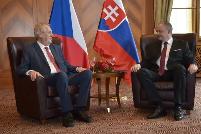 Kisku trápi nevyhostenie ruských diplomatov v kauze Skripaľ, podľa Zemana je to detektívka - Webnoviny.sk