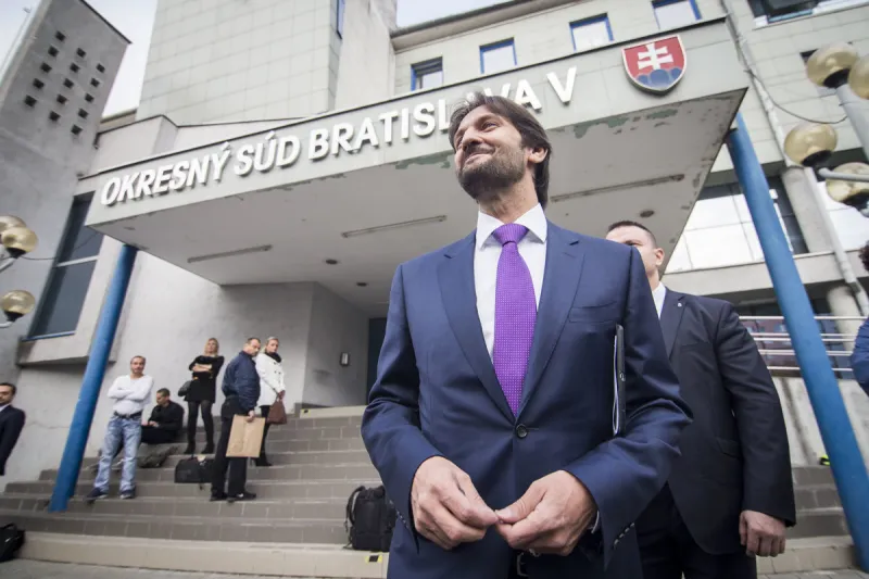 Pokračovalo pojednávanie s Rybaničom, Kaliňák vypovedal ako svedok - domov.sme.sk