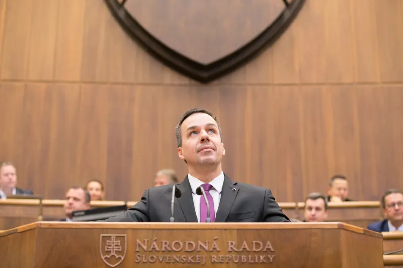 Tomáš: Vláda by nemala padať na Dankovej rigorózke - domov.sme.sk