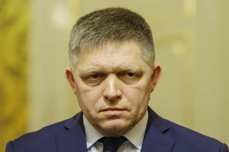 Fico naznačil, že štát sledoval organizátorov protestov Za slušné Slovensko, znovu spomína aj Sorosa - Denník N