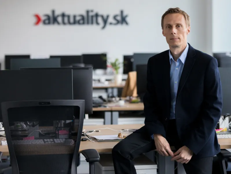 Kolegovia si uctili pamiatku zavraždeného Jána a Martiny knihou: Politici z neho urobili terč | Topky.sk