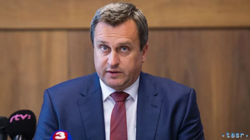 Pre Dankovu rigoróznu prácu padlo trestné oznámenie - Domáce - Správy - Pravda.sk