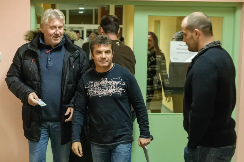 Pán z Nitry, ktorému prišiel na večierok Fico (desať dôležitých textov o Bödörovcoch) – Denník N