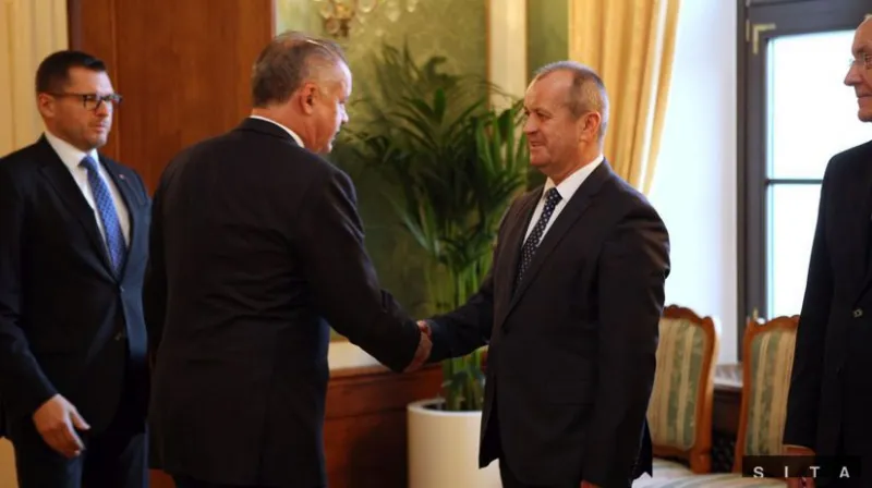 Prezident Kiska: Čím skôr budú armádne nákupy transparentnejšie, tým lepšie - Domáce - Správy - Pravda.sk