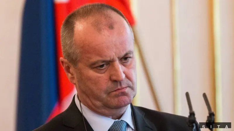 Pochybnosti o miliardovom nákupe na rezorte obrany - Domáce - Správy - Pravda.sk