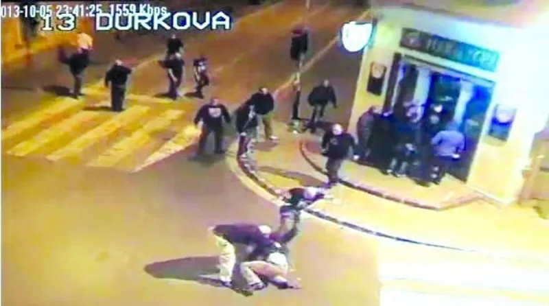 Kauza Mariatchi: Vypovedali muži, ktorí dostali kopance - mynitra.sme.sk