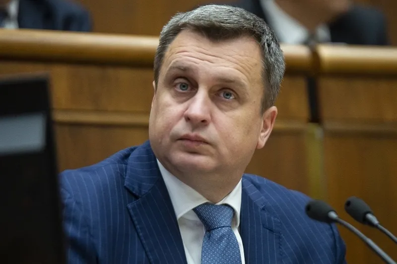 Univerzita Komenského pri Dankovej rigorózke žiada o rešpektovanie apolitickosti - domov.sme.sk