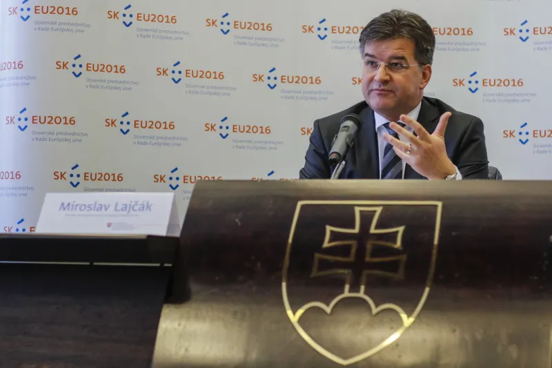 Slovensko je dnes nielen neslušné, ale aj proruské – Denník N