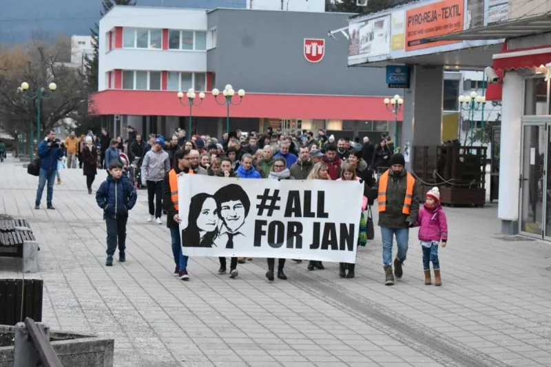 FOTO: Zhromaždenia rok po vražde Kuciaka - domov.sme.sk