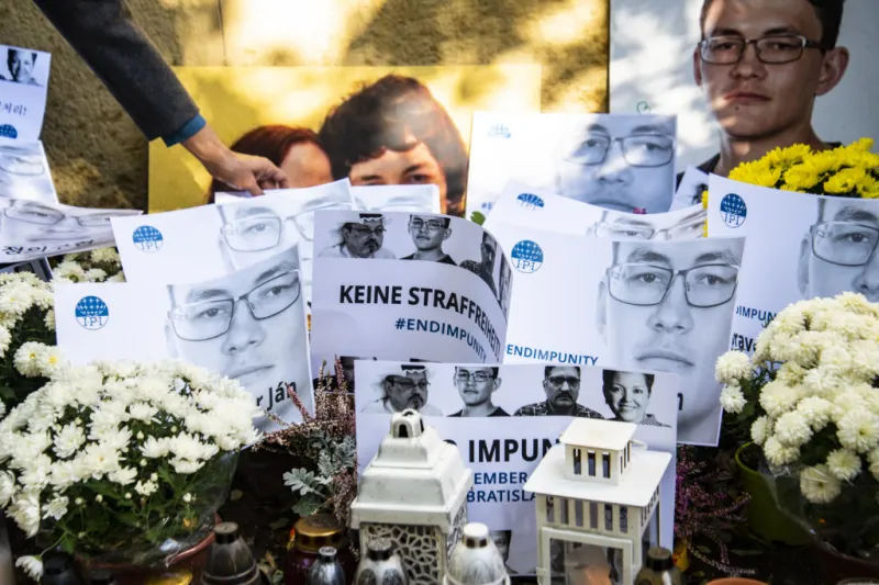 Novinárske organizácie v Bruseli pripravili vigíliu na pamiatku Jána Kuciaka | Glob.sk