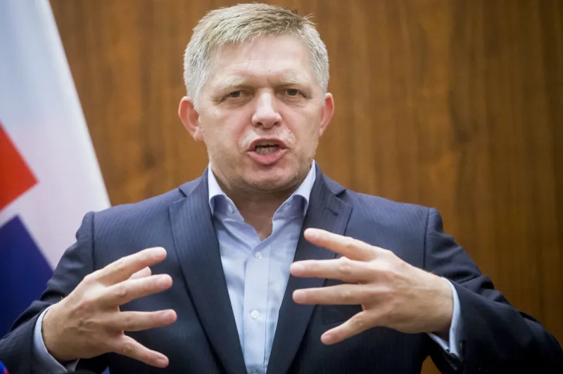 Fico a Vadala: Telefonát stále zapiera - domov.sme.sk