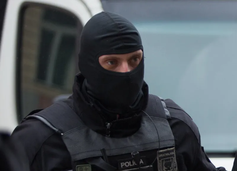 Policajt, ktorý lustroval Kuciaka pred vraždou, skončil v NAKA - domov.sme.sk