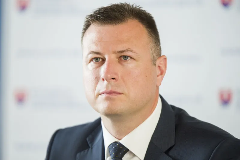 Gál pripustil anulovanie prevodov Bašternákovho majetku - domov.sme.sk