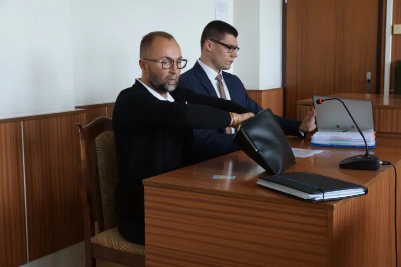 Kabrheľ sa teší z víťazstva na súde, Mojsej z bytu v Tatrách - kosice.korzar.sme.sk