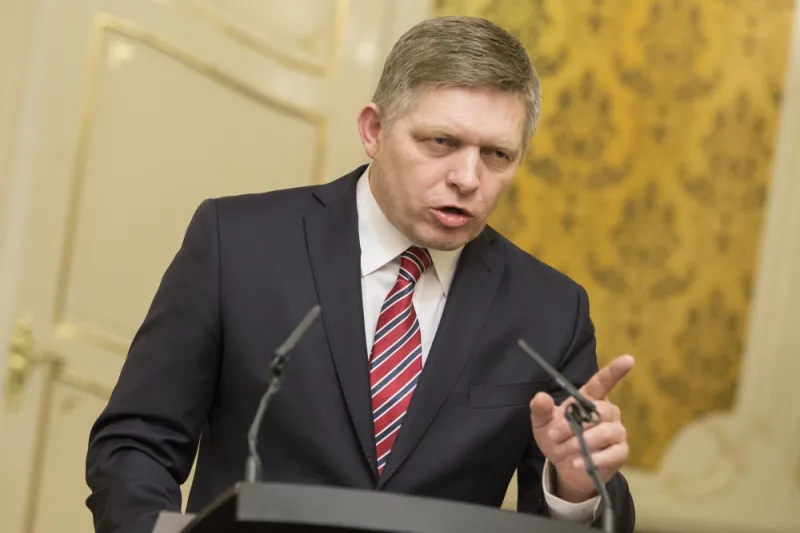 Fico vyhlásil vojnu novinárom, Reportéri bez hraníc majú obavy zo zmien v tlačovom zákone - Webnoviny.sk