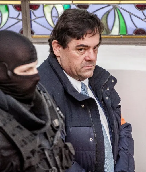 PRÁVE TERAZ Súd v Pezinku rozhoduje o Kočnerovi v kauze zmenky | Topky.sk