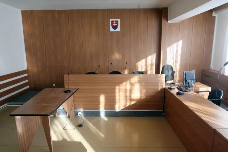 Kauza platinové sitká: svedok ukázal na zásah zvonku. Od štátu žiada dva milióny - domov.sme.sk