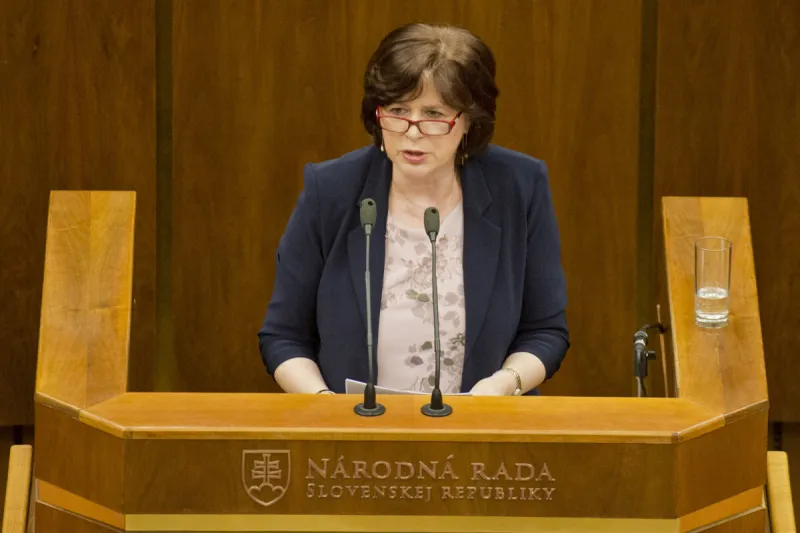 Smolková: Za vraždu Kuciaka by sa mal Smer ospravedlniť - domov.sme.sk