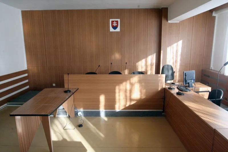 Kauza platinových sít sa vracia na prvostupňový súd - domov.sme.sk