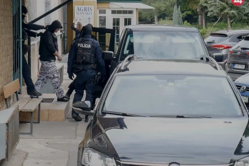 Dvojicu obvinenú z vraždy  Kuciaka a Kušnírovej obvinili aj z vraždy podnikateľa | Dnes24.sk