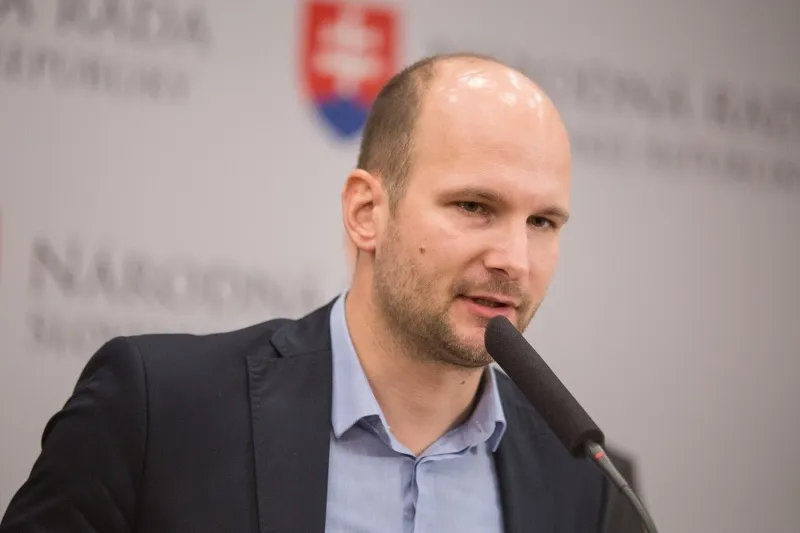 Šokujúce informácie z výboru na kontrolu SIS! Tajná služba vedela o mafii na východe Slovenska | Topky.sk