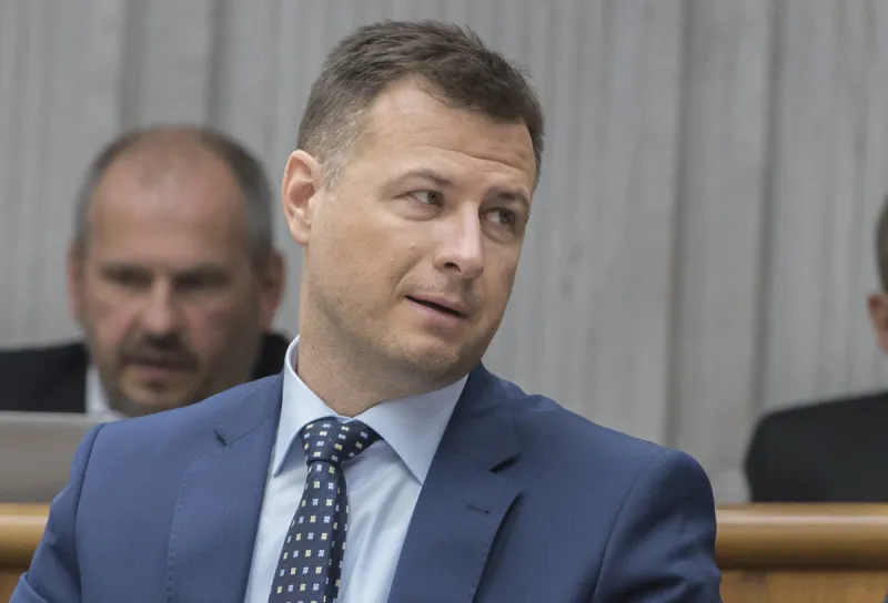 Obvinenia Jankovskej z korupcie musí podľa Gála preveriť prokuratúra - domov.sme.sk
