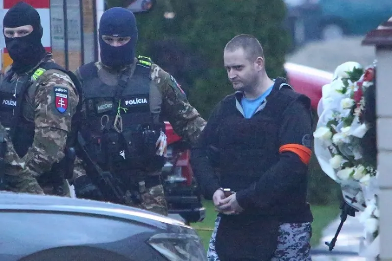 Veľká Mača bola opäť na nohách: VIDEO Obvinený prišiel do Kuciakovho domu, nové informácie o vražde | Topky.sk
