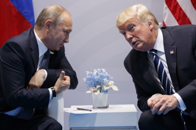 Moskva je za konanie summitu Putin-Trump aj napriek vyhosťovaniu ruských diplomatov - Webnoviny.sk