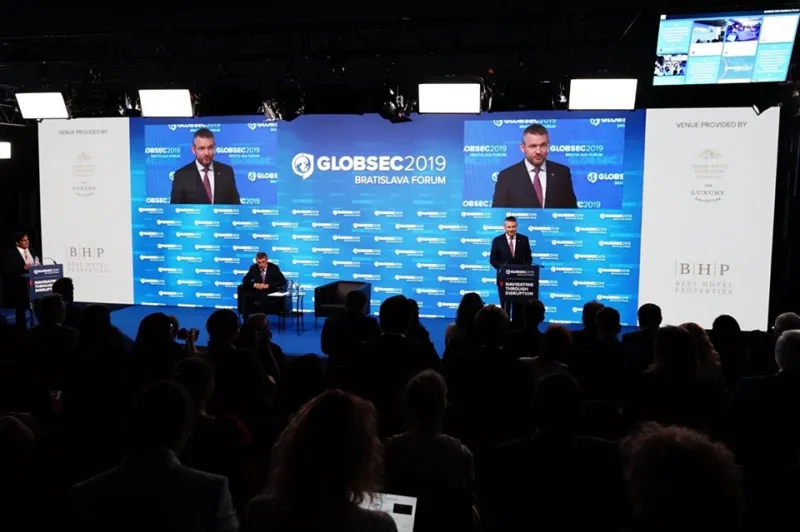 Pellegrini zhodnotil udalosti posledného roka, na Globsecu hovoril aj o eurovoľbách a ďalších témach - Webnoviny.sk