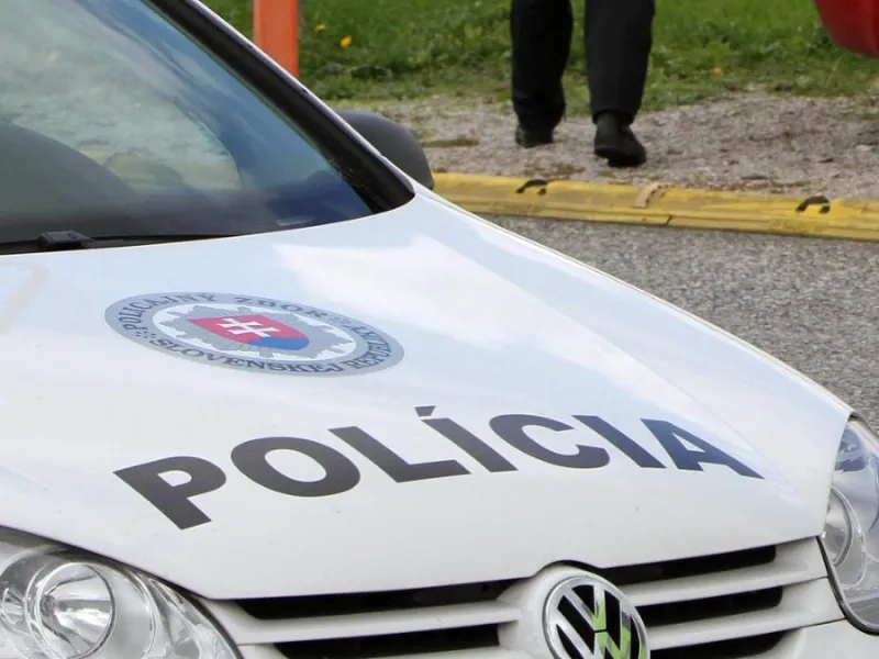 Špecializovaný trestný súd vydal zatykač na ďalších šiestich takáčovcov | Topky.sk