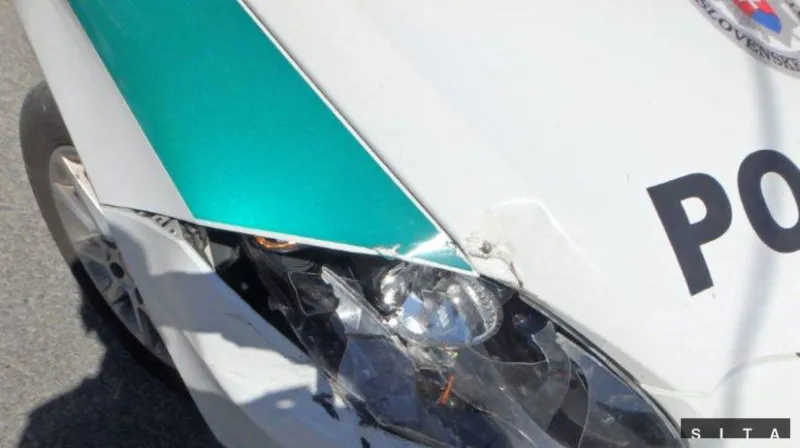 NAKA vykonáva prehliadky v prípade sledovania novinárov - Domáce - Správy - Pravda.sk