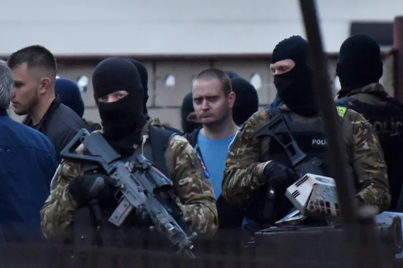 Rukavice použité pri vražde Kuciaka boli v aute, polícia ich asi prehliadla - SME