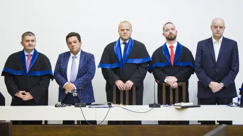 Kočner chcel zdiskreditovať prokurátora Jána Šantu: Mercedesom, ktorý dostala Zsuzsová | Topky.sk