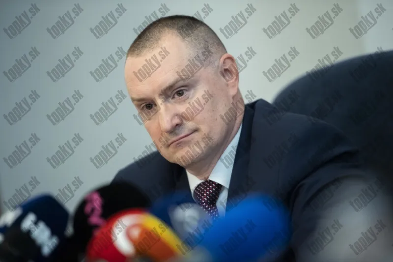 OĽaNO v tom má jasno: Šufliarsky má odísť z Generálnej prokuratúry a ukázať smsky s Kočnerom | Topky.sk