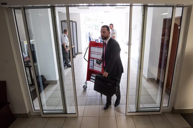 FOTO: Začal sa súd s Kočnerom a Ruskom pre kauzu zmenky - SME