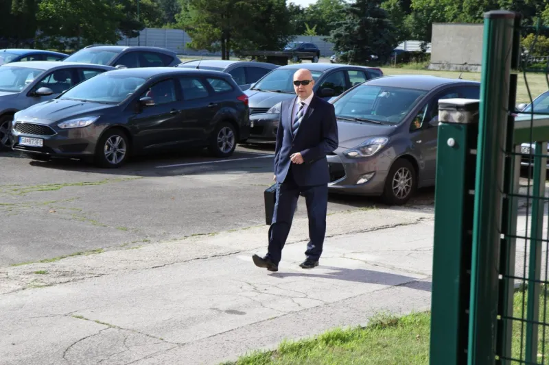 Na súd ohľadom zmeniek prišiel bývalý šéf Markízy Mika, obžalovaný Kočner sa nezúčastní |  | .týždeň - iný pohľad na spoločnosť