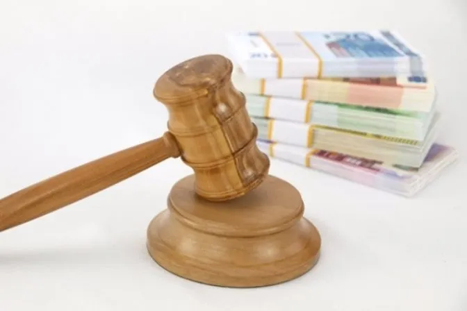 Obžalovaného z kauzy bankomatovej mafie usvedčil rukopis - Webnoviny.sk