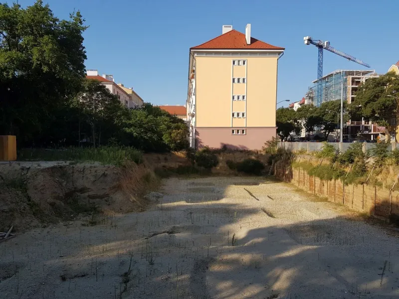 “Bašternákov“ rozostavaný projekt môže Nové Mesto strašiť dlhé roky - profit.sme.sk