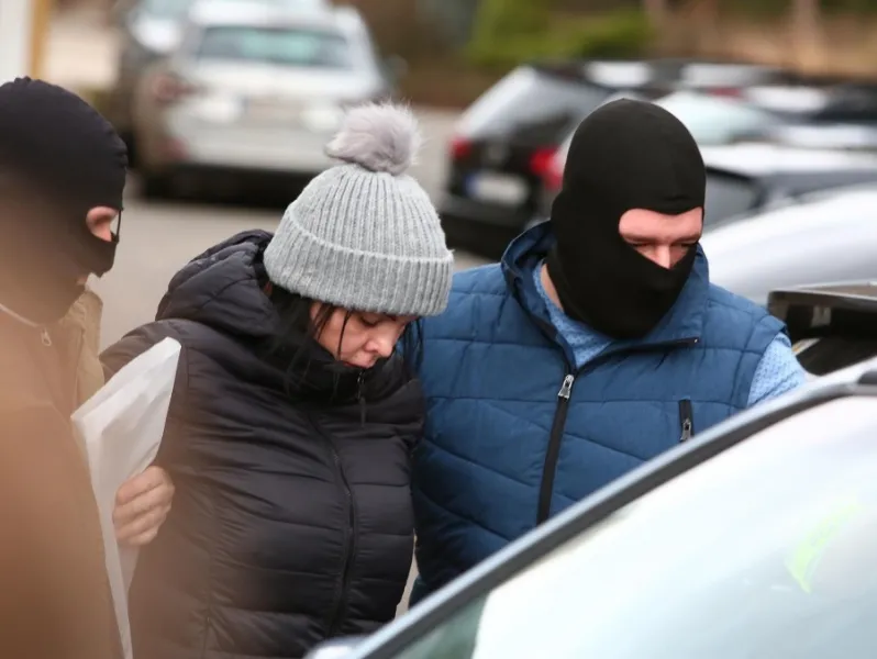 S Alenou Zsuzsovou sa nemaznajú: Na krku má ďalšie obvinenie | Topky.sk