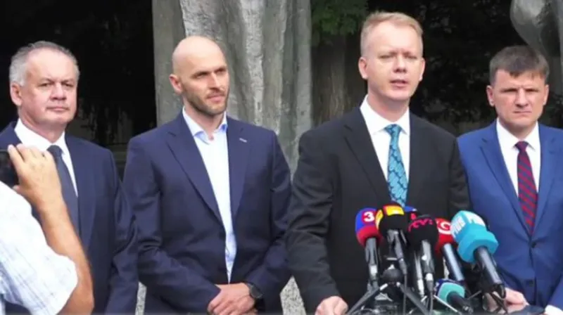 Vyhlásenie PS/Spolu, KDH a Za ľudí: Chceme spoločne vymeniť generáciu 'Kočnerových politikov' - Domáce - Správy - Pravda.sk