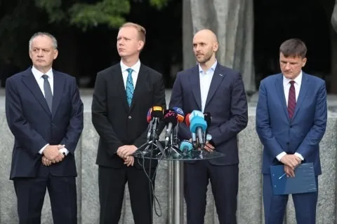 Opoziční lídri žiadajú po Kočnerovej komunikácii: Policajti, prokurátori a sudcovia, nebojte sa! | Topky.sk