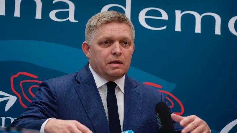 Vedenie Smeru odmieta obvinenia, že sa po vražde Kuciaka uchádzalo o podporu ĽSNS | Topky.sk