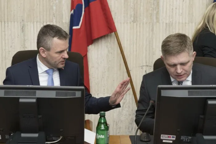 Smer-SD odmieta, že by sa po vražde Jána Kuciaka uchádzal o podporu ĽSNS | Dnes24.sk