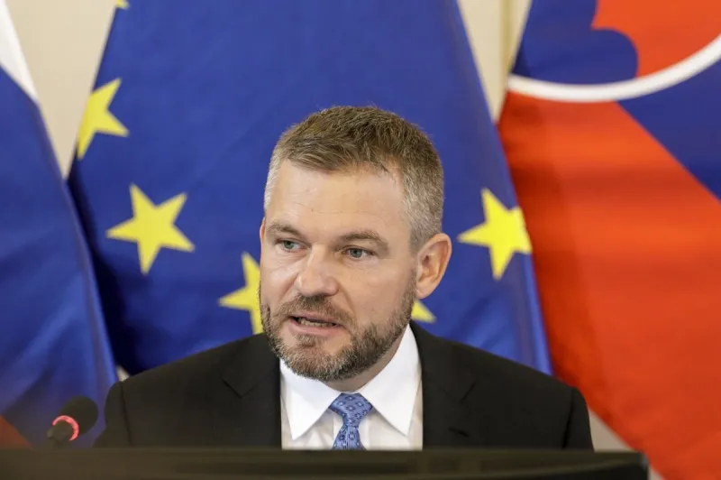 Pellegrini: Matovič by mal ísť príkladom a pre stretnutia s Kočnerom odísť - SME