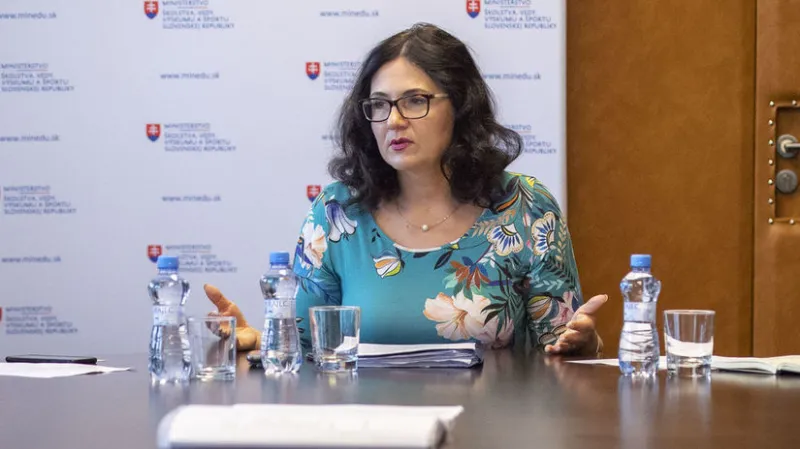 Lubyová by mala podľa premiéra dovysvetľovať situáciu okolo dotácií - Domáce - Správy - Pravda.sk