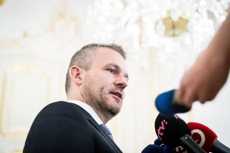 Pellegrini: Podozrenia okolo Jankovskej treba vyvrátiť - SME