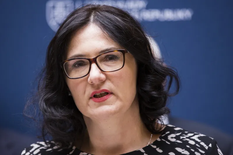 Lubyová je spokojná: Učitelia podľa nej zažili najväčšie navýšenie platov v histórii | Topky.sk