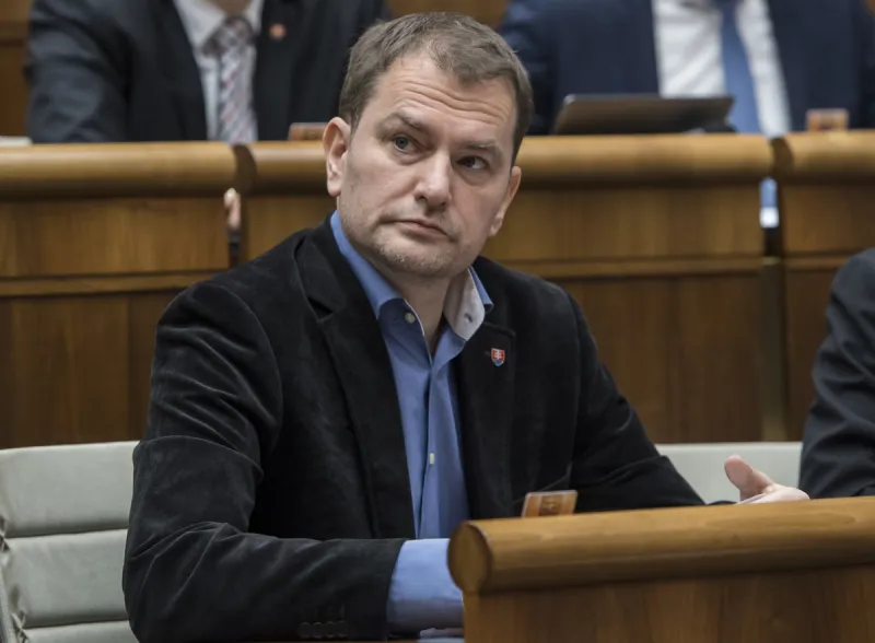 OĽaNO žiada vyšetrovanie politikov pre prepojenia na Vadalu - SME