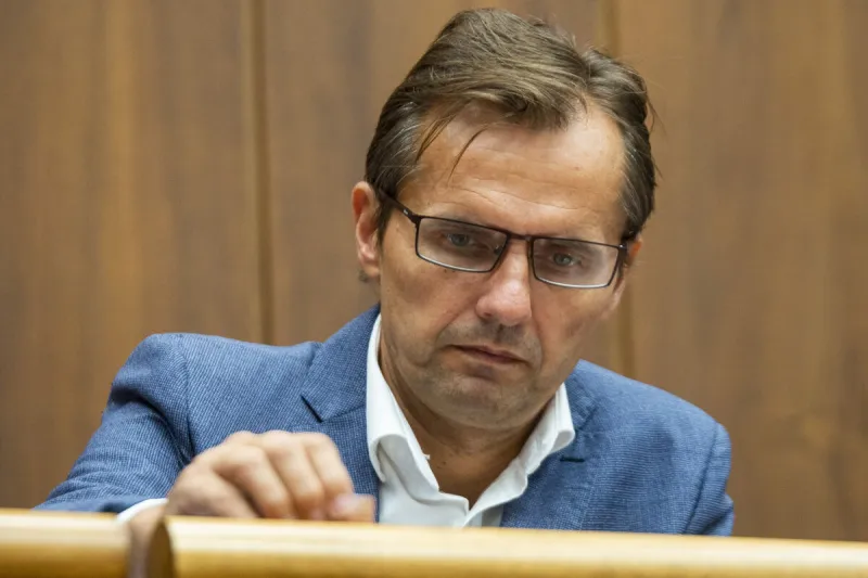 Opozícia chce mimoriadny výbor pre nahrávku Trnku s Kočnerom - SME
